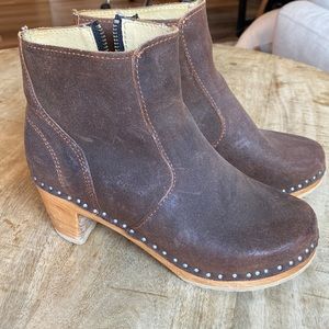 Troentorp Suede Clog Boot Womens